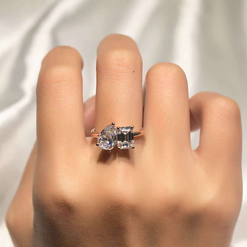 Fine Jewelry Pear Cut Emerald Cut Two Stones Ring Moissanite 925 Silver Engagement Rings for Women