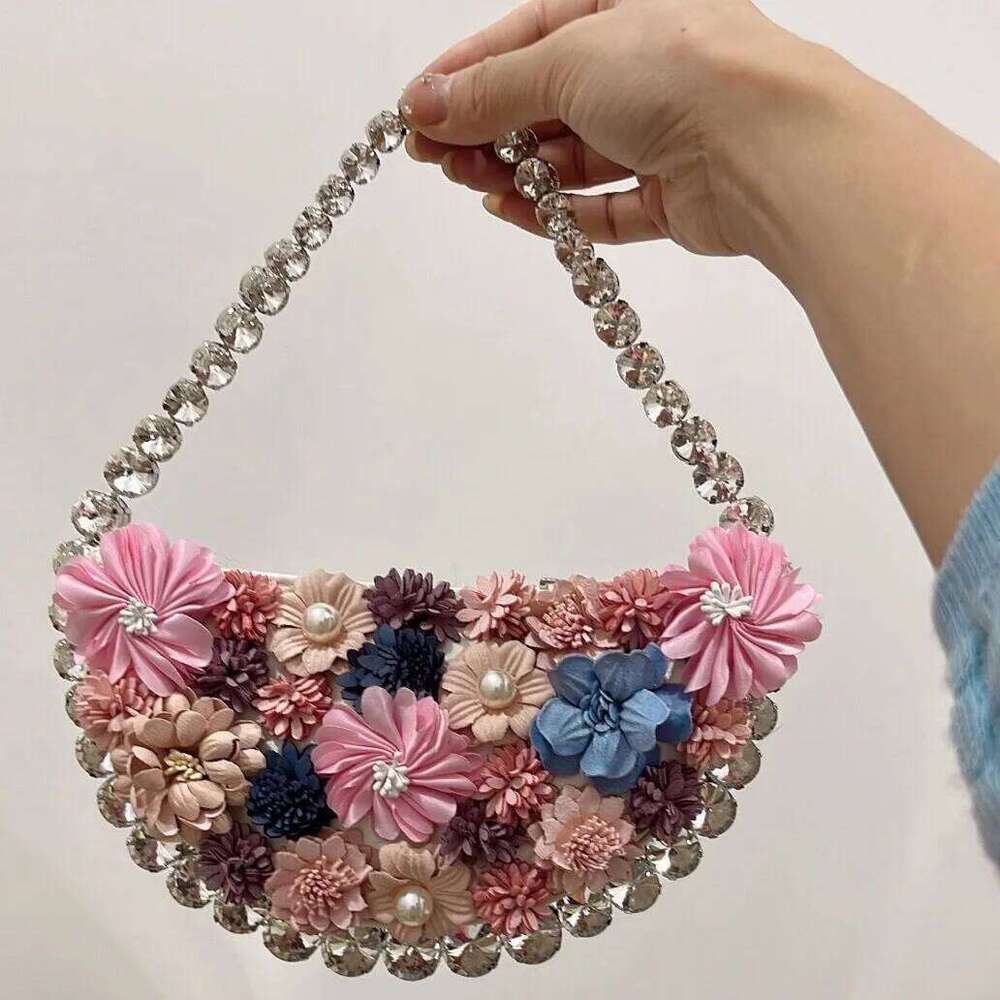 Dia Pearl Flower Half Moon Handbags Designer Crystal Shoulder Bag Rhinestone Bucket Bags for Women Clutch