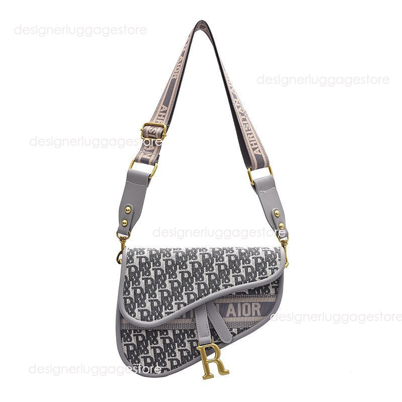 designer Foreign Trade 2025 New Vintage Embroidered Classic Saddle Bag Stylish Shoulder Bag Crossbody Handbag with Wide Strap