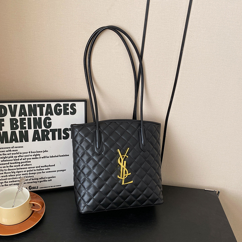 new free shipping designer Cross Body bag for woman fashion Casual handbag vintage classic shoulder bag