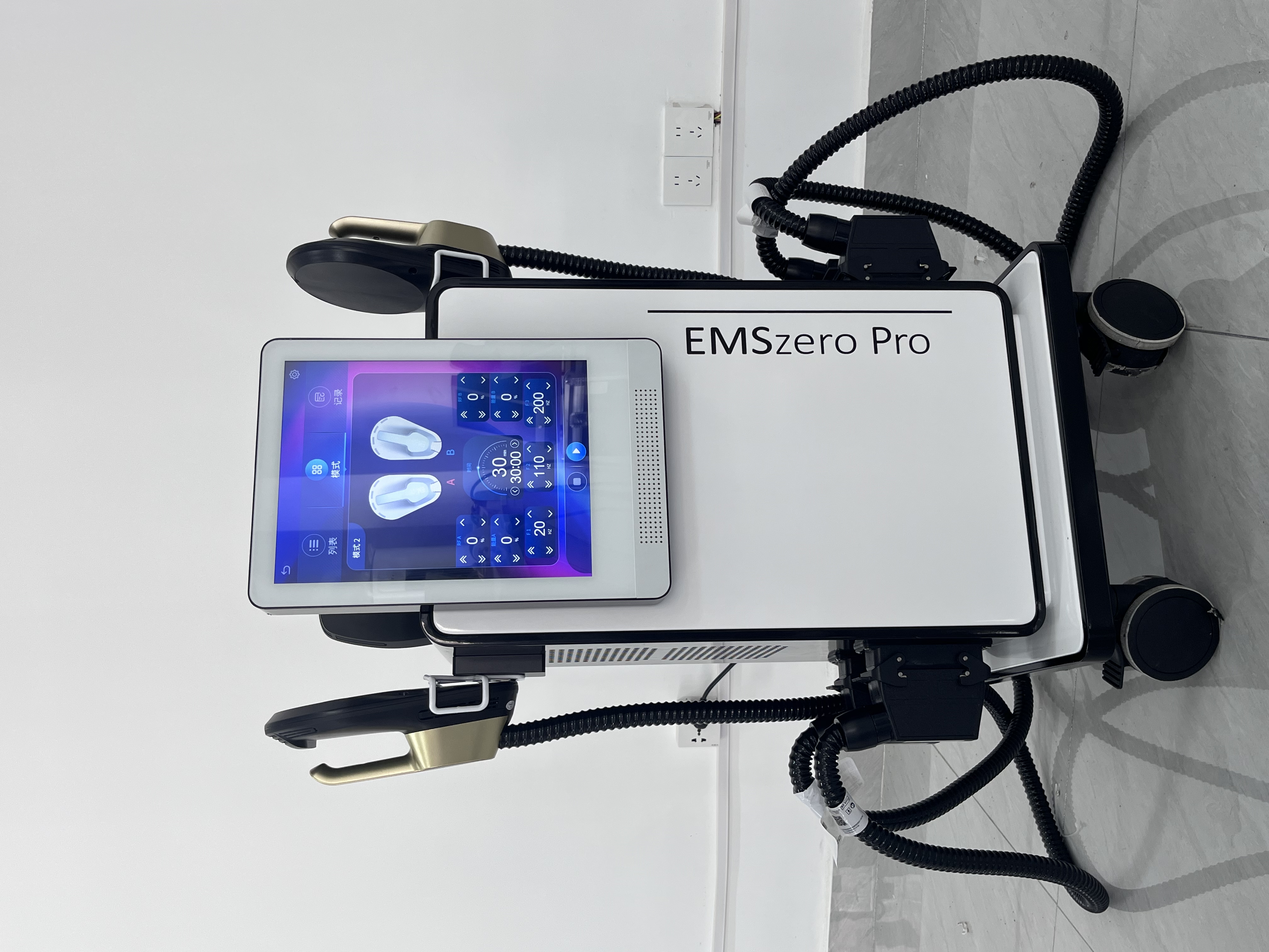 Muscle Building Machine EMSZERO HI-emt Professional Slimming Equipment 15Tesla 6500W Body Shape Non Invasive Body Contouring For Spa Salon And Home Us