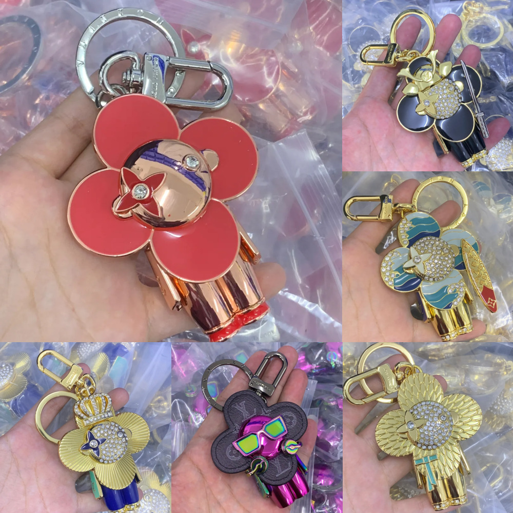 Copper Keychain Bag Charm Key Chain Women Plated Gold Letter Lanyards Fashion Accessories Designer Cartoon Keychains