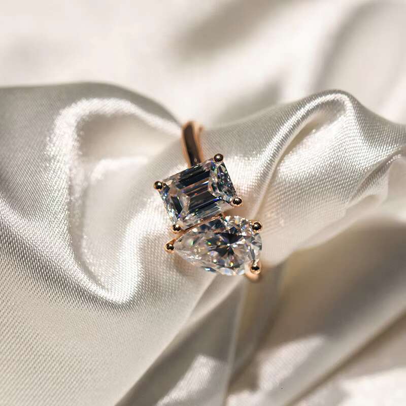 Fine Jewelry Pear Cut Emerald Cut Two Stones Ring Moissanite 925 Silver Engagement Rings for Women