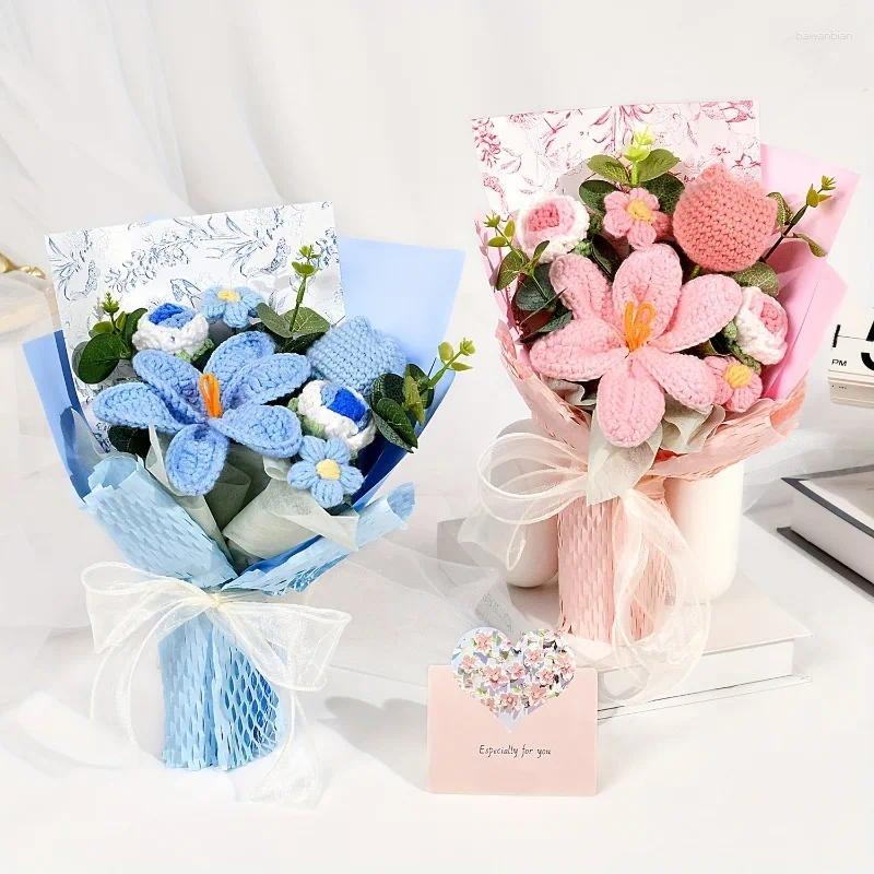 Decorative Flowers Handmade Crochet Tulip Bouquet Mother's Day Christmas Thanksgiving Graduation Present Wed Fabric Home DecorWinter