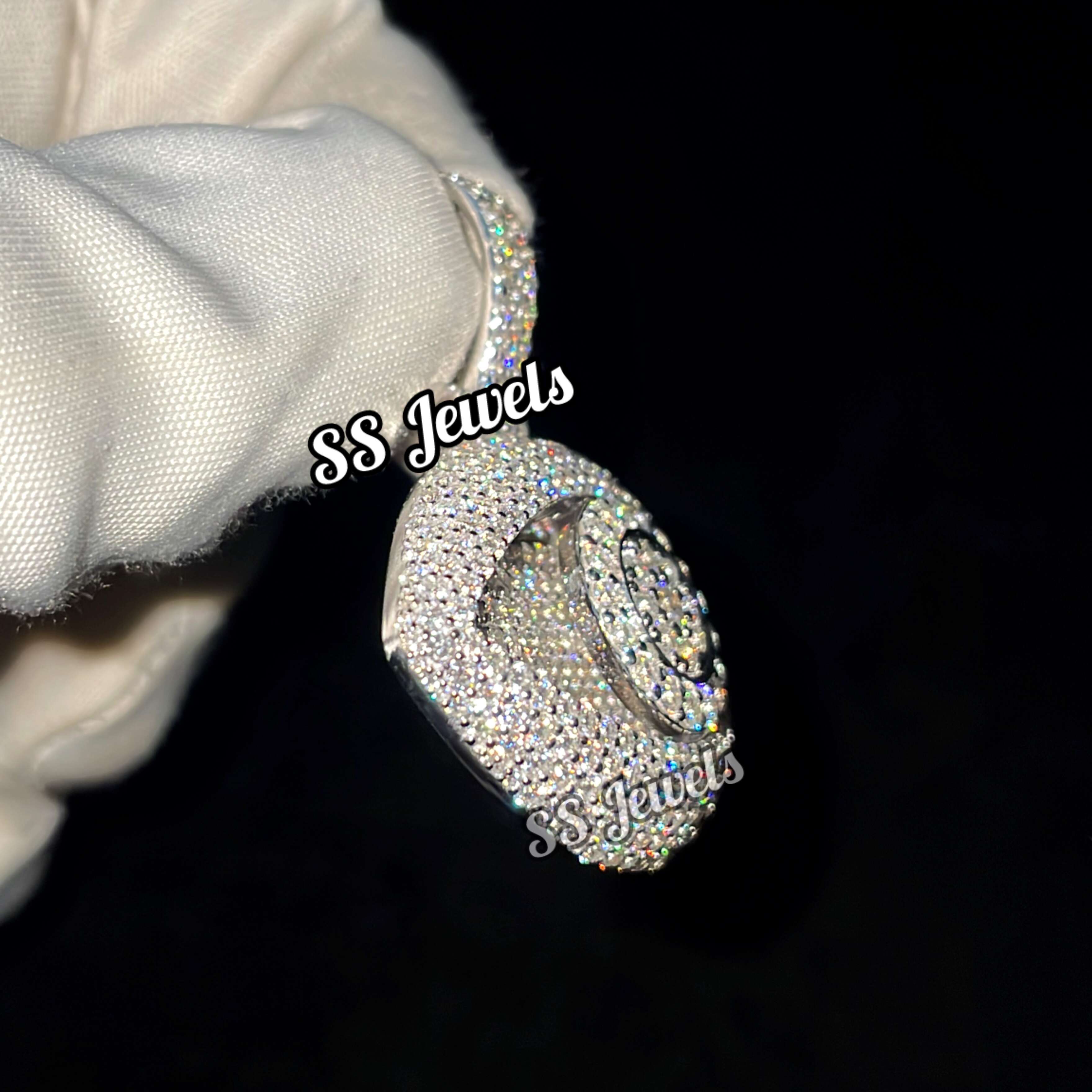 Custom Hamza Pendant with Real VVS1 Moissanite Diamond 925 Silver Religious Charm for Men Hip Hop Rapper Style