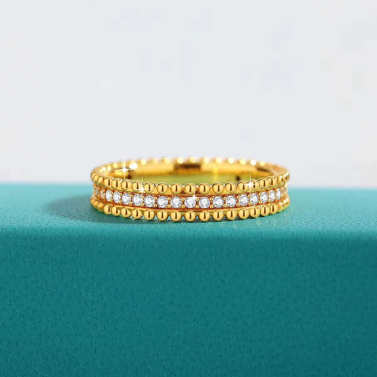 Wholesale Gold Jewelry Supplier Engagement Wedding Full Moissanite Diamond Ring Hollow 18K Gold 5D Rings Anillos De Oro 18k