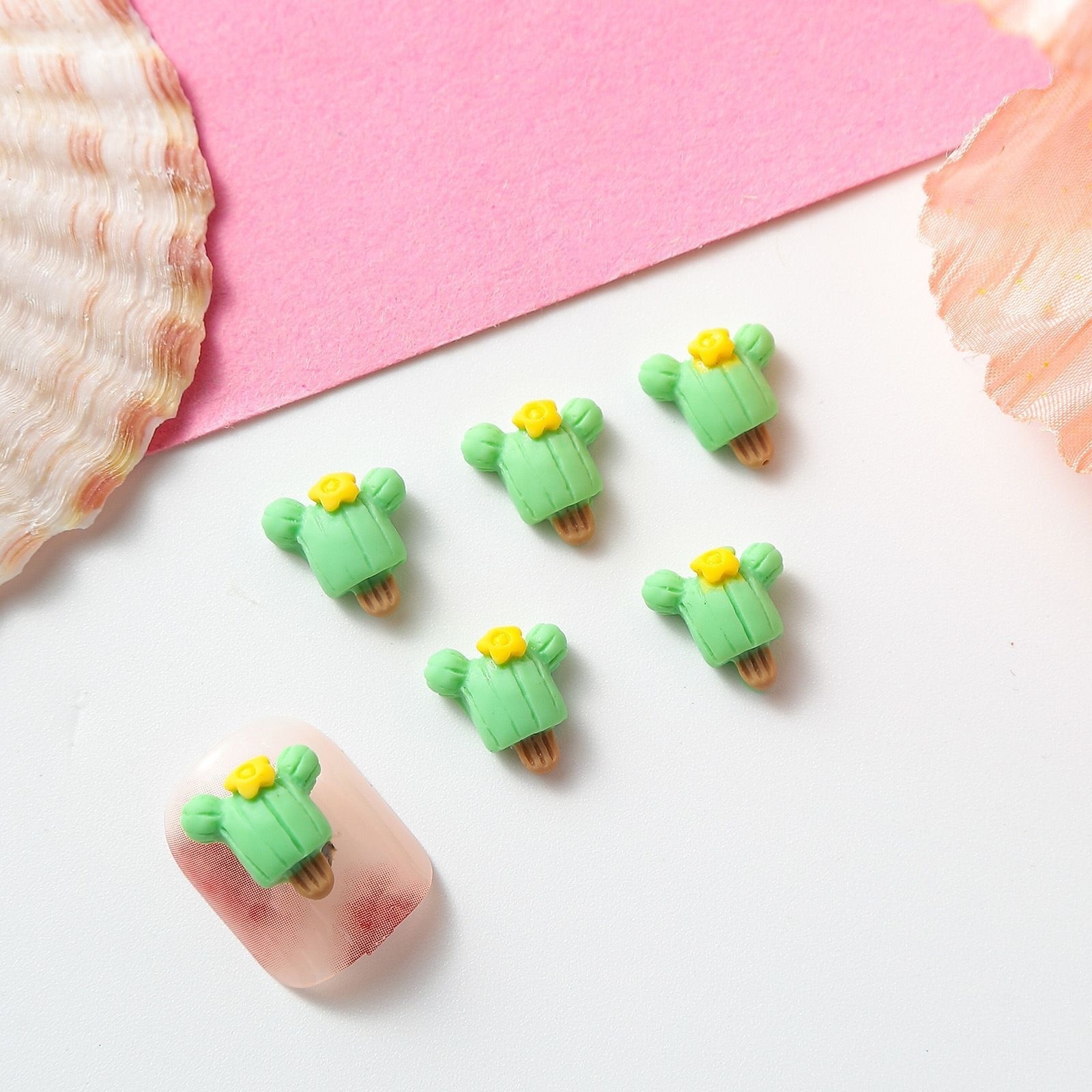 Nail Art Accessories Ice Cream Donut Super Cute Dopamine Sweet Internet Celebrity Accessories Wearable Nail Decorations 231012
