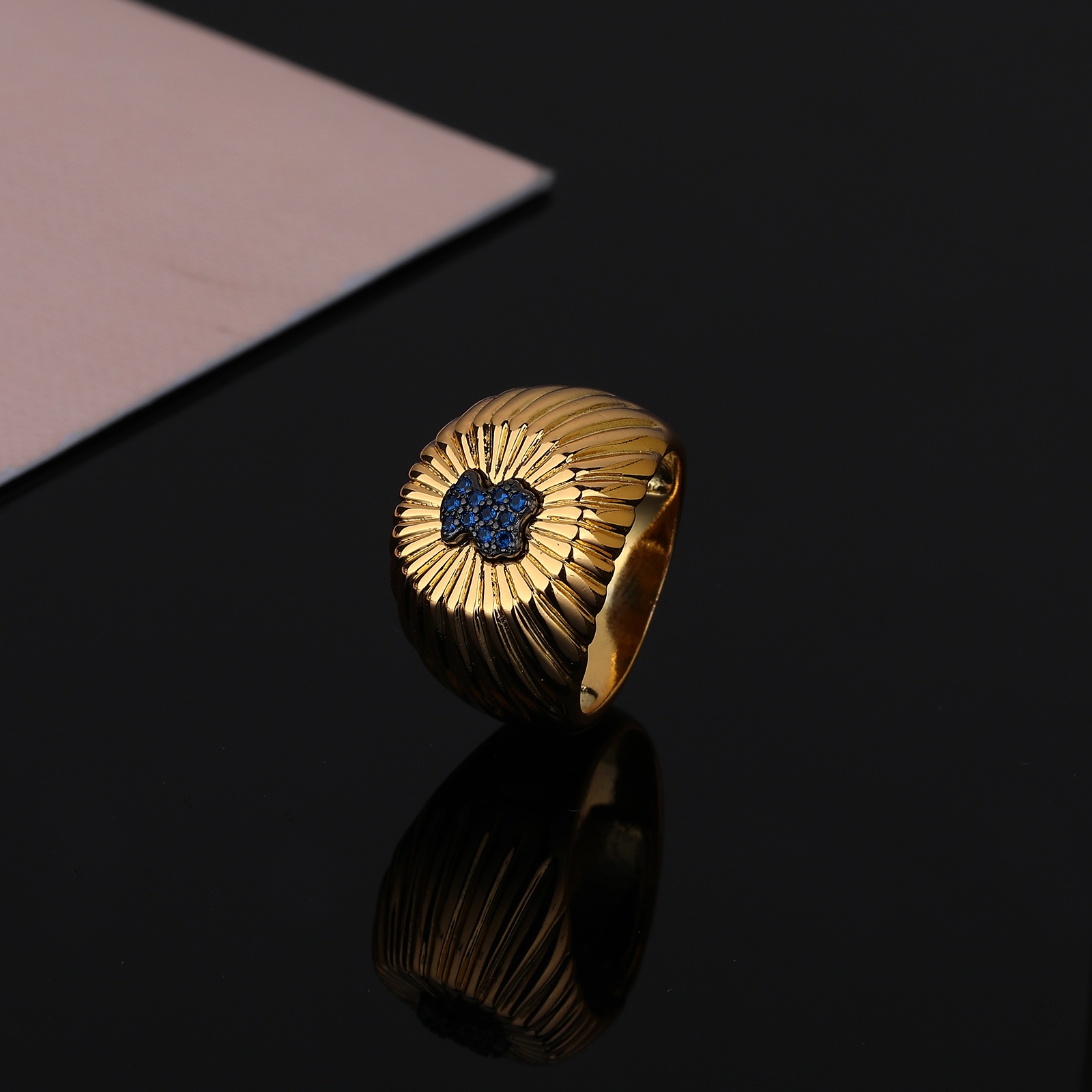 New Arrival Fashion Women Men Animal Letter Heart Circle Stainless Steel Gold Silver White Blue Zircon Bear Cartoon Rings Jewelry