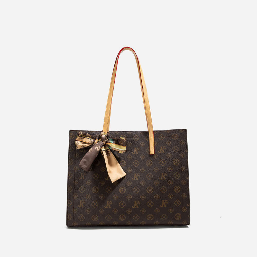 Women's Bags Designer Single Shoulder Hot Sale Old Flower Women's High-End Underarm Fashion Large Capacity Ladies Commuter Bag