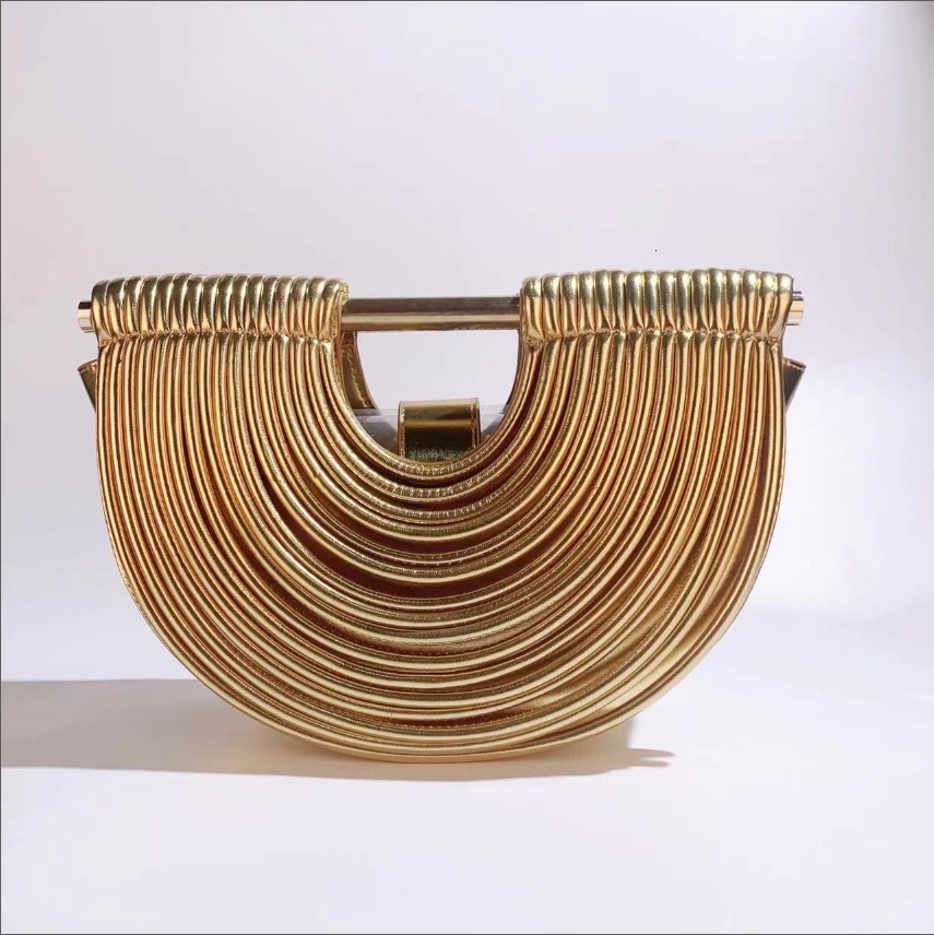 Free Shipping 2025 Summer New Designer Bag Bamboo Handmade Beach Bag Fashionable And High-quality Shopping Bag Semi-circular Handbag
