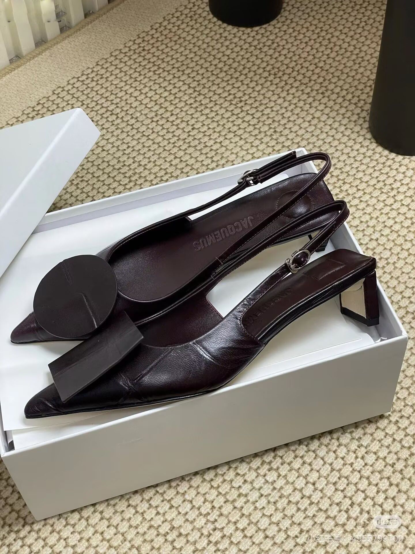 Luxury Women Pumps Wedding Bridal Bridal The Low Duelo Slingbacks Circle Square Kitten Heels Pointed toe Pumps Lady Footwear Lady Elegant Walking EU35-41