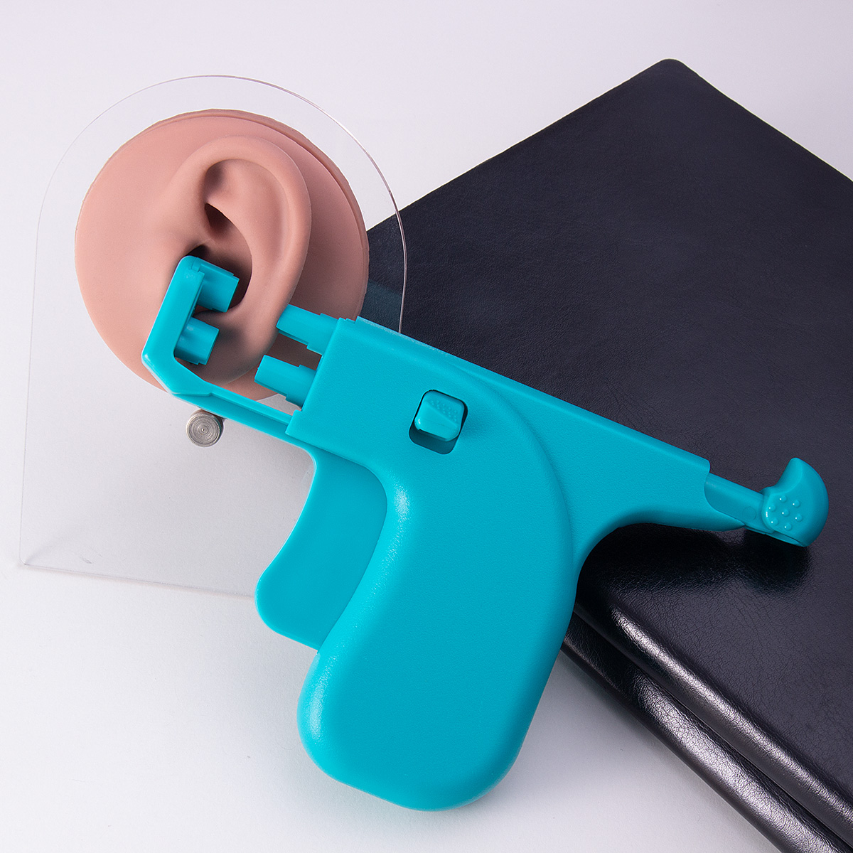 Ear piercer can only be used for 4mm head ear studs They are fast easy to operate and the product can be reused, Plastic