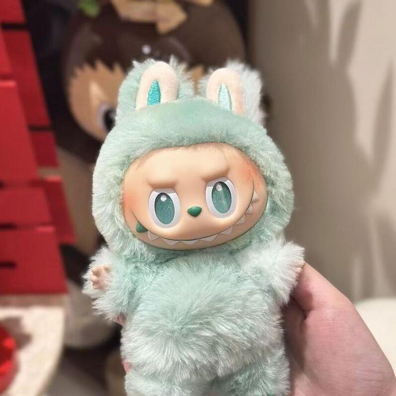 20Style Labubu Plush aroon Action Animation Character Doll Hobby Pendant Decoration Cute Mysterious Box PVC Childrens Day Surprise Love Gifts