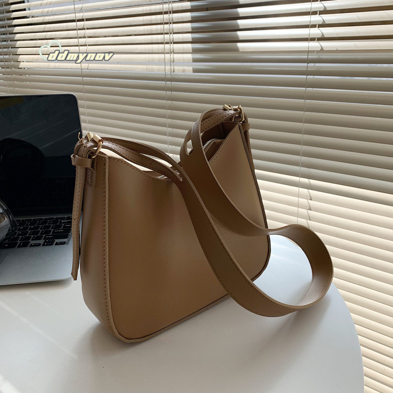 for Women Spring Summer 2025 New Commuter Fashion Versatile Crossbody High-end Niche Ins Shoulder Bag