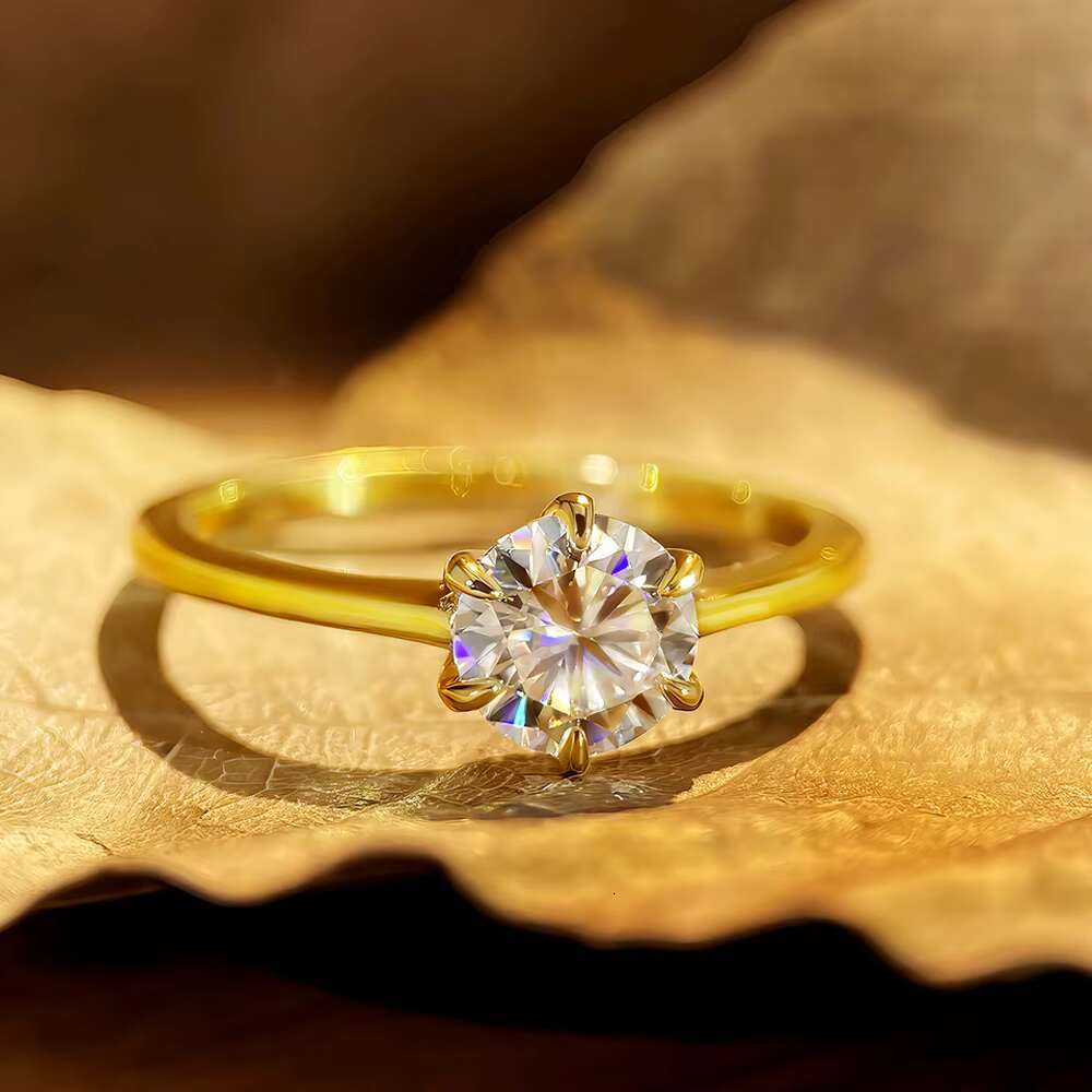 Romantic Classic Six-Claw Moissanite Ring 1CT Womens Wedding Band High Quality S925 Inlaid Hot Sale Valentines Day Jewelry