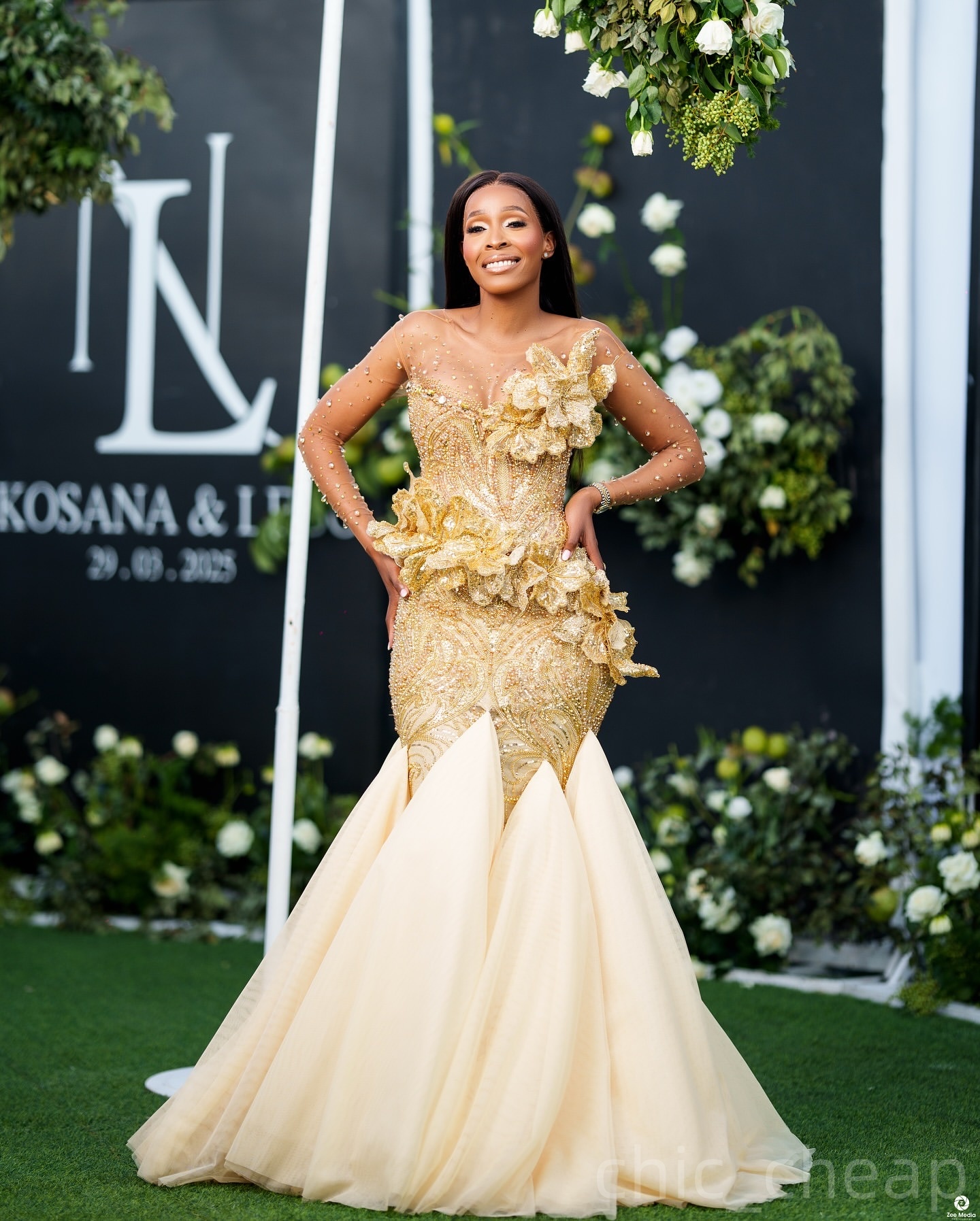 Gold Mermaid Prom Dresses 2025 Lace Crystals Sequined Flowers Evening Formal Party Second Birthday Engagement Gowns Plus Size Dress For Special Occasi