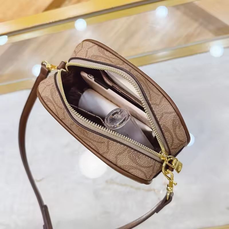 2025 Designer bag Women's Camera Bag Pu Leather Box Messenger Bag Fashionable And Elegant Geometric Pattern Shoulder Bag Versatile Clutch Bag 002