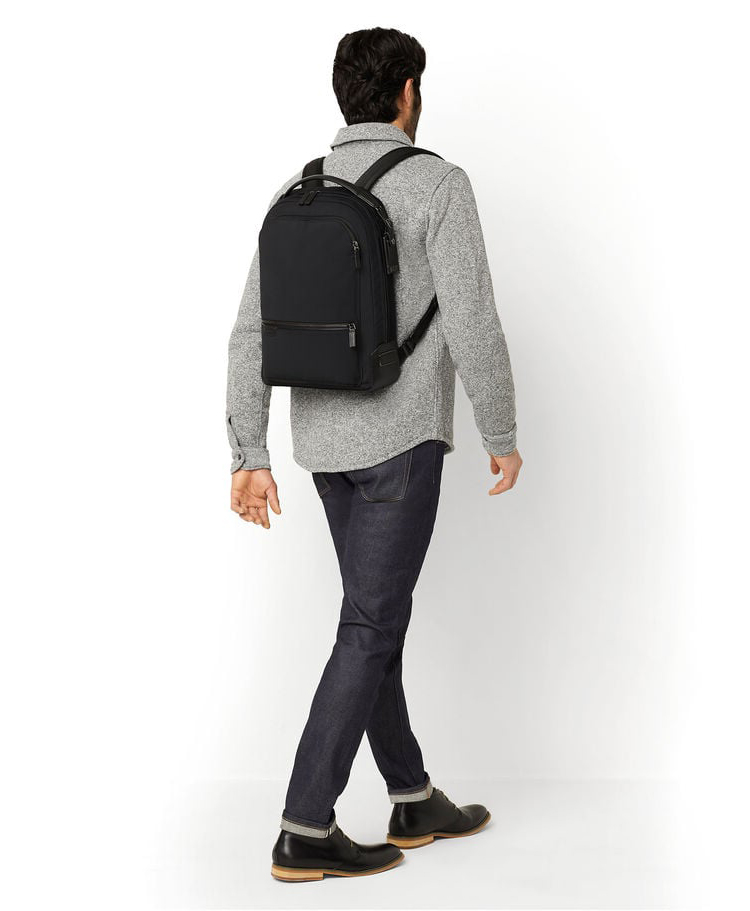 Ergonomic Adjustable Strap Daypack Offering Excellent Durability And Spacious Storage Capacity