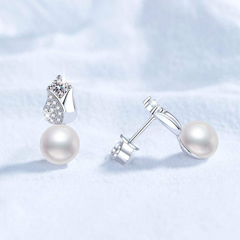 S925 Sterling Silver Earrings, Women's Korean Style Rose Flower Design D-Color 20-Point Moissanite Studs, Freshwater Pearl Earrings, High-End Fas