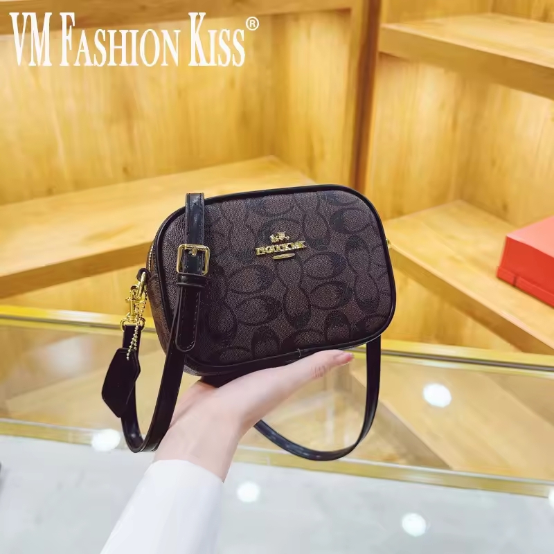 2025 Designer bag Women's Camera Bag Pu Leather Box Messenger Bag Fashionable And Elegant Geometric Pattern Shoulder Bag Versatile Clutch Bag 002