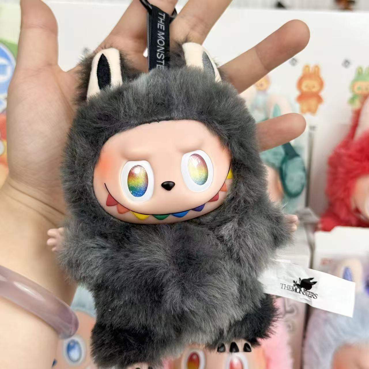 Top quality LaBuBu doll V3 With QR code Monsters Big Into Energy SeriesBlind Box Kawaii Figure Face doll clothesDoll Keychain Decor Gift blind bag
