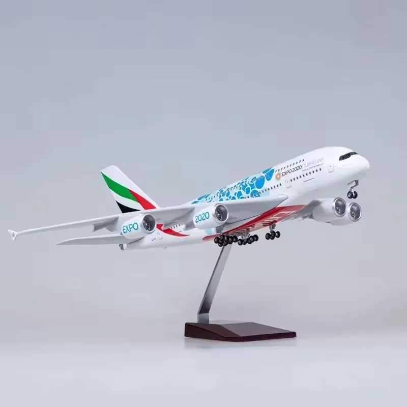 45.5cm Airplane Model 1/160 Scale A380 Emirates Expo Airline Aircraft with Light wheels DieCast Plastic Resin Model Collectible L250612