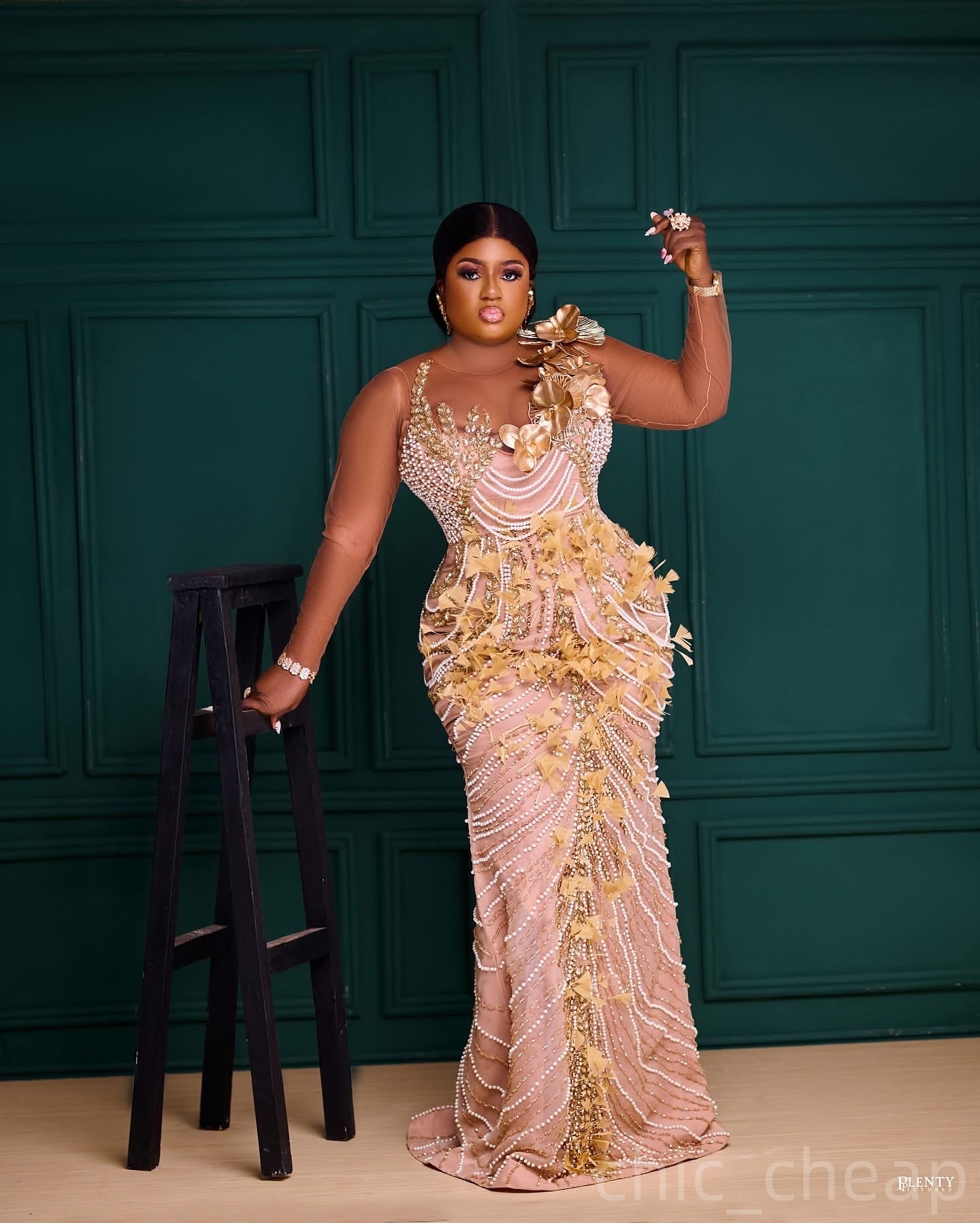 Champagne Mermaid Prom Dresses 2025 Feather Flowers Pearls Illusion Evening Formal Party Second Birthday Engagement Gowns Plus Size Dress For Special 