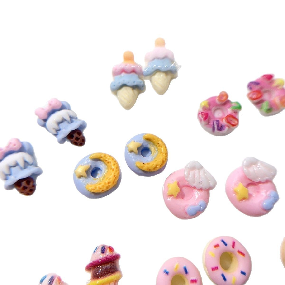 Nail Art Accessories Ice Cream Donut Super Cute Dopamine Sweet Internet Celebrity Accessories Wearable Nail Decorations 231012