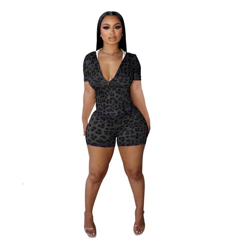 Women Tracksuits Two Pieces Set 2025 New Summer Leopard Print Zipper Hooded Print Contrasting Color Tight Fitting Hip Lifting Short Sleeve Shorts Spor