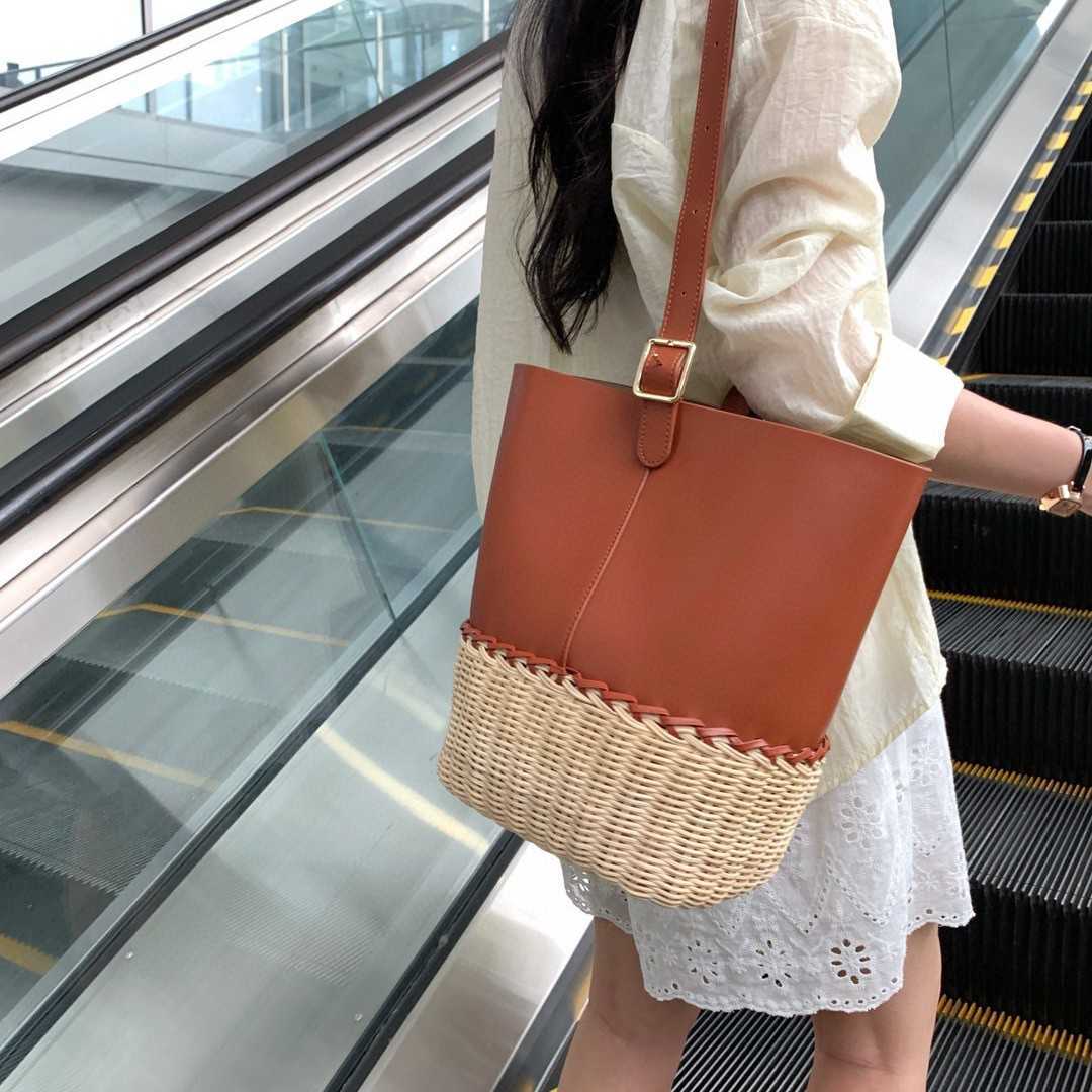 Summer New Beach Vacation Style Patchwork Handwoven Wicker Versatile Large Capacity Bucket Bag 250615