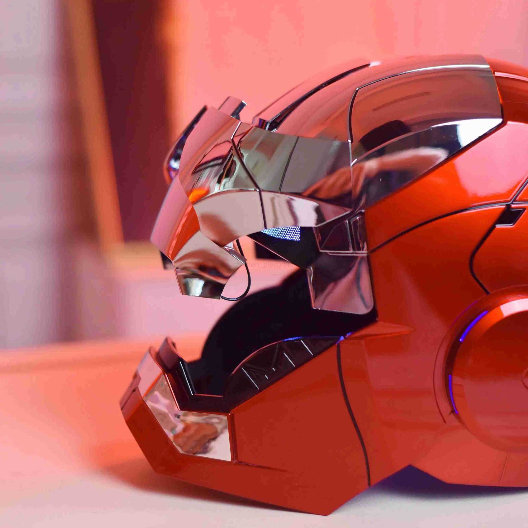 DISNEY New AutoKing 1 1 Mk5 Iron Man Helmet Cosplay Voice Control Eyes with Light Model Toys for Adult Electric Wearable Christmas Gift W250703