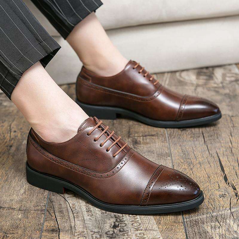 2025 Fashion Pointed Toe New Hairstylist hot Wedding Trendy Men British Simple Casual Versatile Leather Shoes