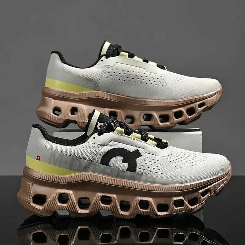 Running Shoes Stay cool this summer new mesh mens shoes - breathable and cushioned Cfort for running and sports 9524