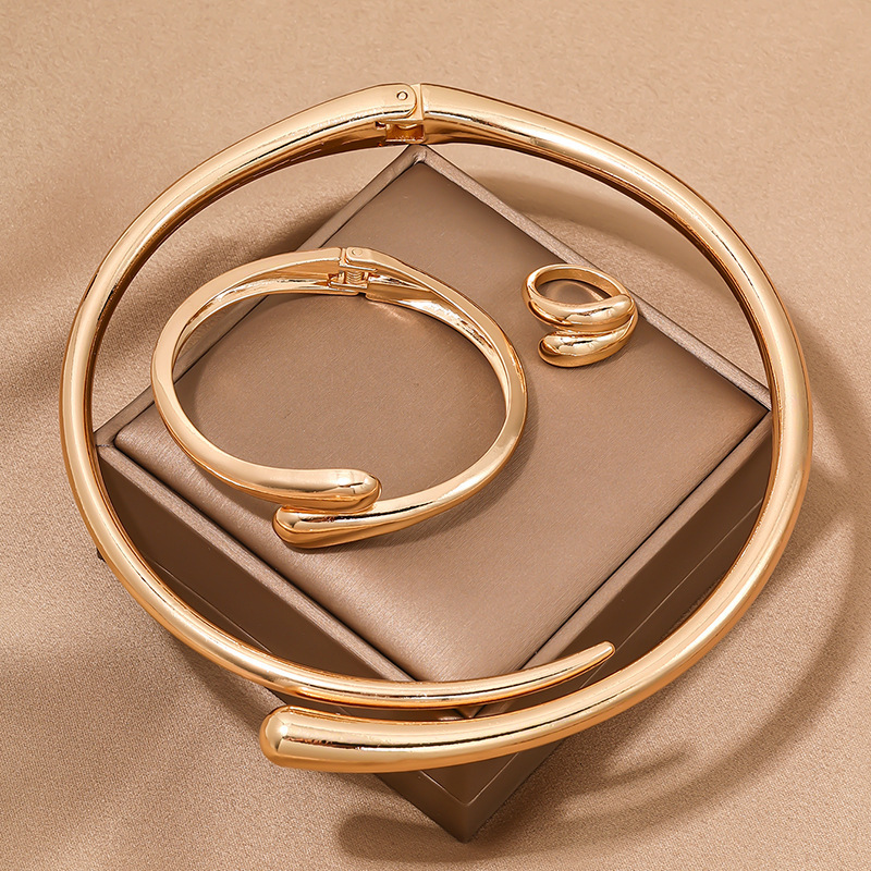 High Quality Leopard Gead Open Bracelets Gold Color Bangle For Women Fashion Jewelry Sets LB039 240923