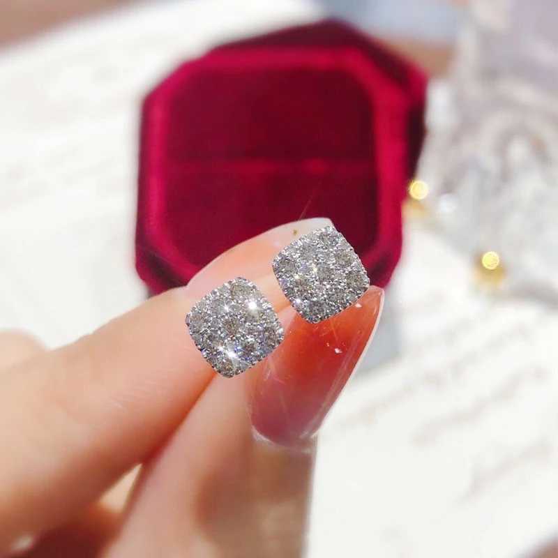 Huitan Simple Square-shaped Stud Earrings Women Inlaid Shiny CZ Versatile Ear Piercing Accessories for Teens Statement JewelryXJ250612