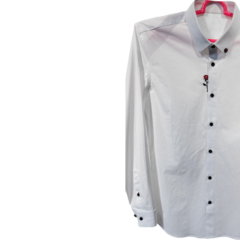 Japanese style Oxford spun cotton shirt with simple and versatile design, perfect for daily layering and layering
