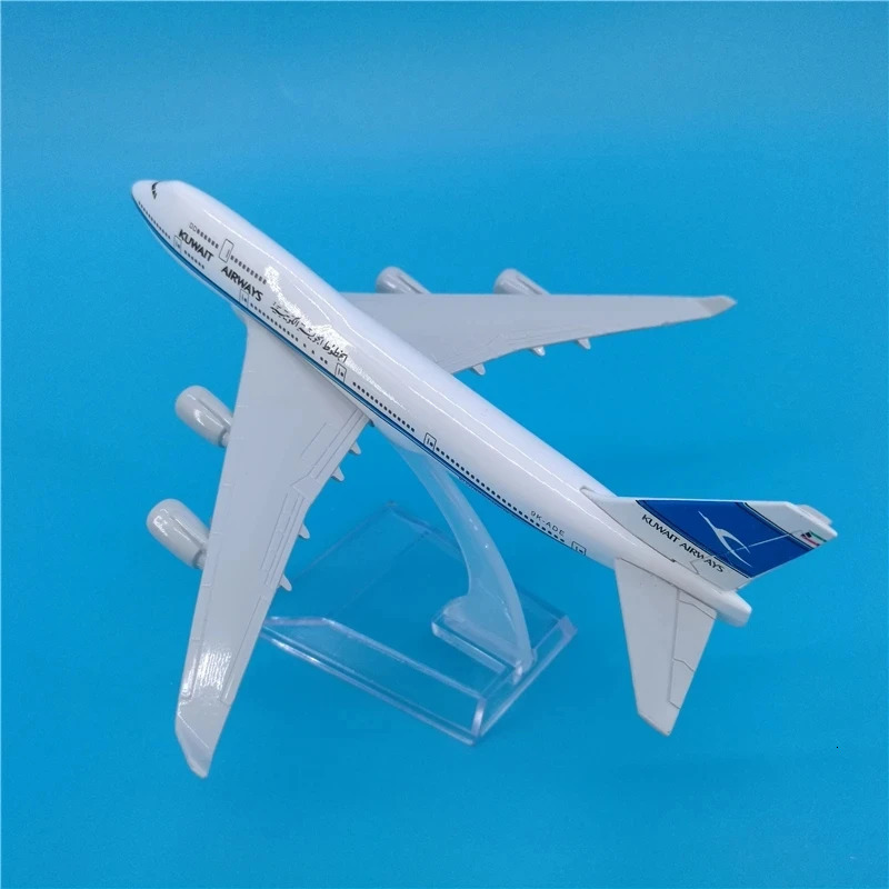 B747 Airplanes Model Kuwait Airways 16CM Scale 1 400 model planes Metal Alloy Aircraft Collectible Display Model Souvenir Toys 250613
