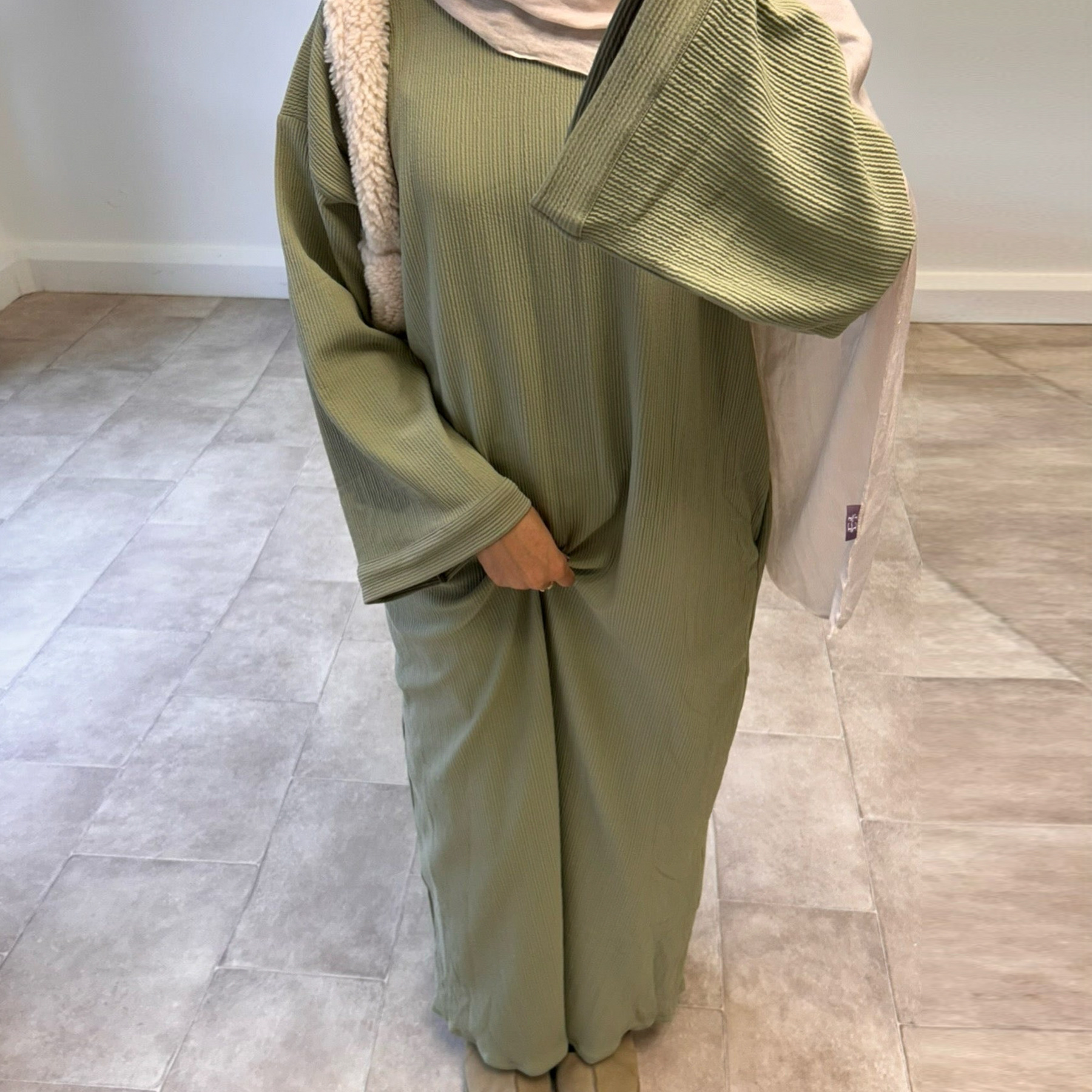 Winter Warm Corduroy Abaya Dress for Women - Thick Lined with Side Pockets, Long Sleeve Islamic Clothing, Ramadan Modest Outfit Plus Size