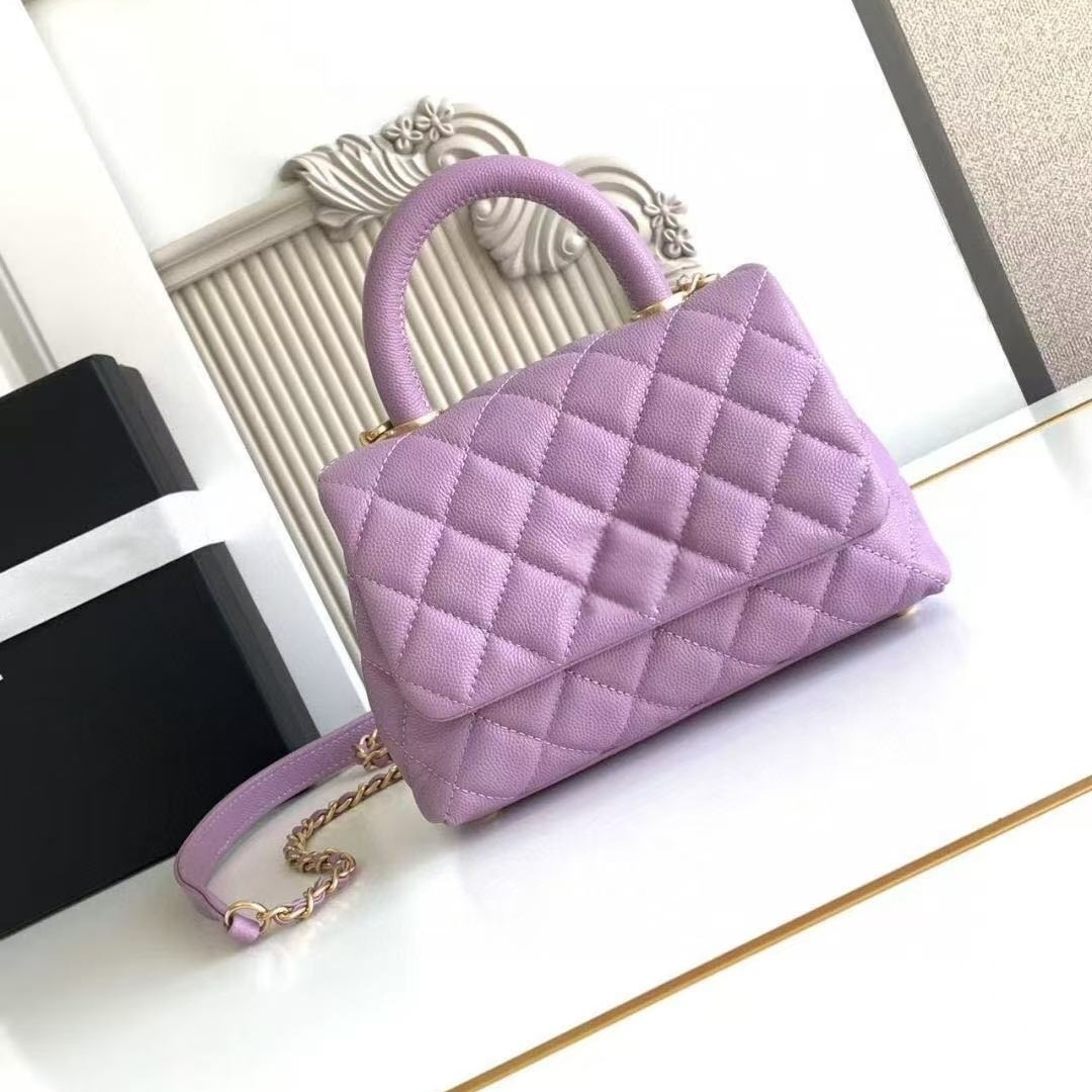 10a Luxury Designer Women's Shoulder Handbag Purse Small Quilted Diamond Crossbody Bag with Top Handle Fine Grain Pebbled Leather Luxury 2025 Designer Bag 19x13x9cm