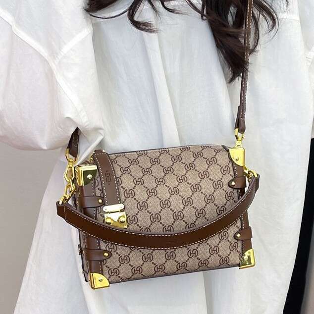 Women's Bags Designer Crossbody Fashionable Texture New Old Flower Pillow Versatile Commuter Women's Shoulder Bag