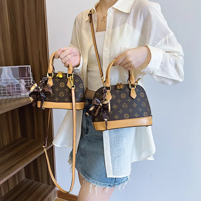 Designer Bag 2025 New Shell Bag High-Grade Printed Crossbody Bag Small bag Fashion Popular Female Crossbody Bag Wholesale