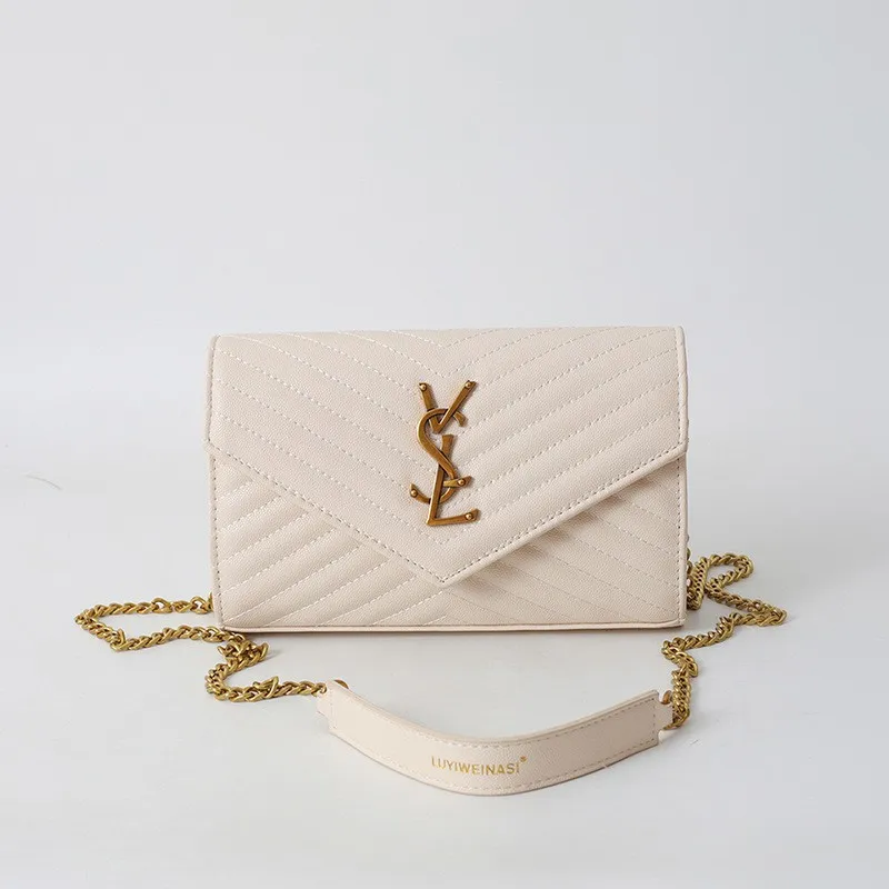 Best Selling Premium Elegant Women's Bags 2025 New Trendy Chain Letter Shoulder Bag Fashion Versatile Crossbody Small Square Bag Red Khaki