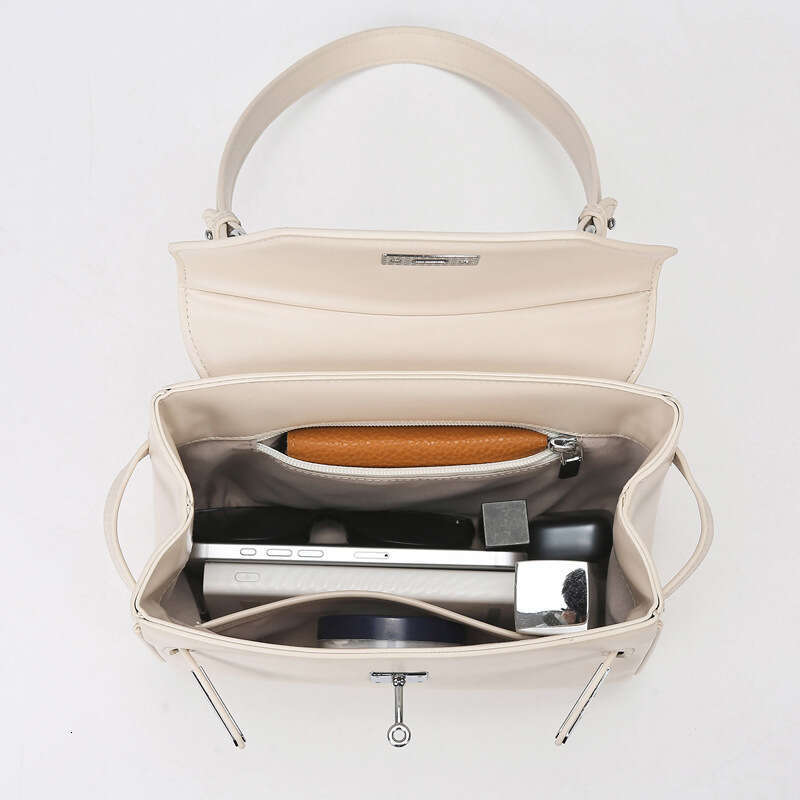 Women's Bags Designer Crossbody New Hot-Selling Fashion Simple Large Capacity Underarm High-Quality Women's Commuter Bag