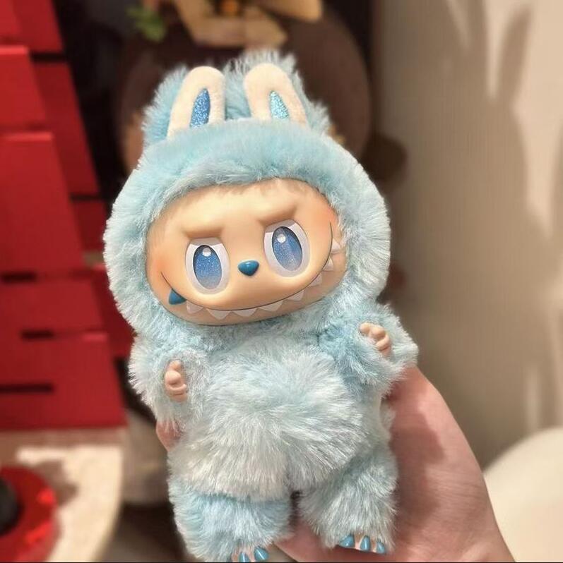 20Style Labubu Plush aroon Action Animation Character Doll Hobby Pendant Decoration Cute Mysterious Box PVC Childrens Day Surprise Love Gifts