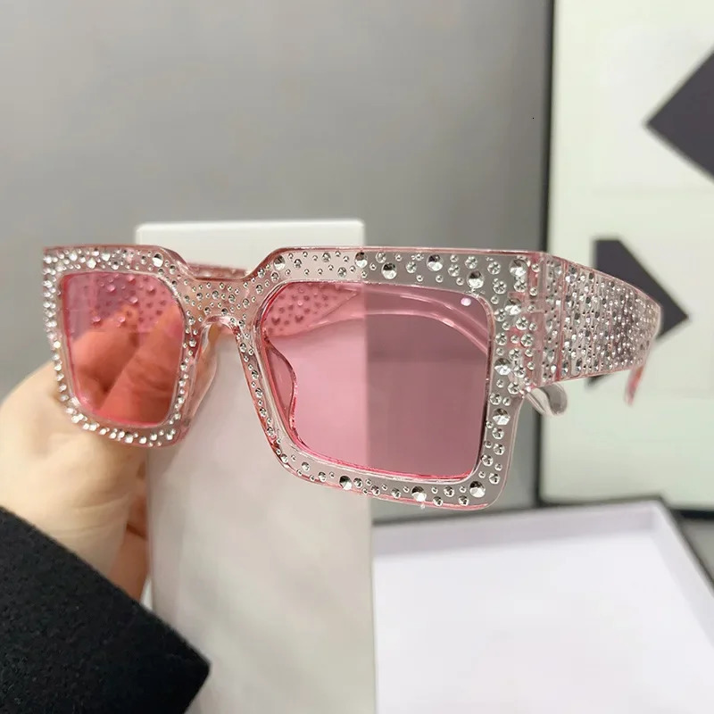 Fashion Square Crystal Sunglasses for Women Men Rhinestone iamond Sun Glasses Retro Big Frame Sparkling Glasses 250609