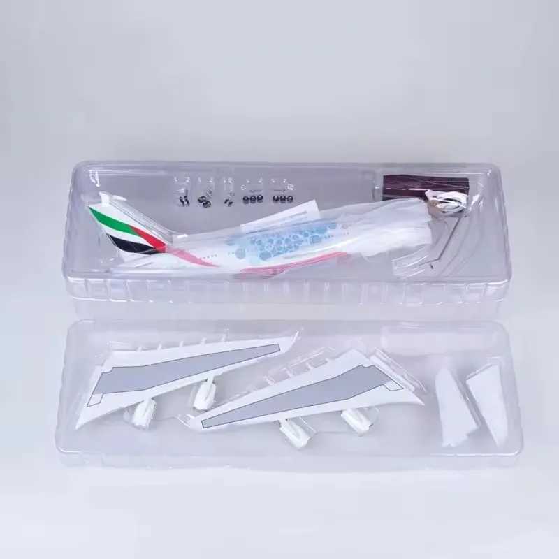 45.5cm Airplane Model 1/160 Scale A380 Emirates Expo Airline Aircraft with Light wheels DieCast Plastic Resin Model Collectible L250612