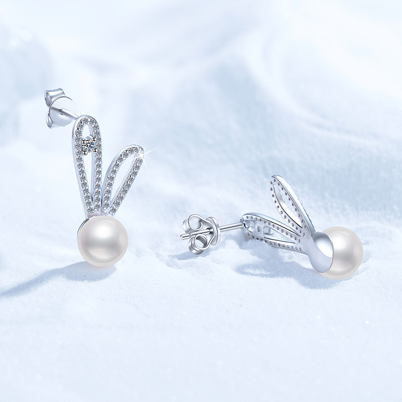 S925 Sterling Silver Earrings, Freshwater Pearl Stud Earrings, Women's Moissanite Studs, Fashion Bunny Earrings, Versatile High-End Earrings