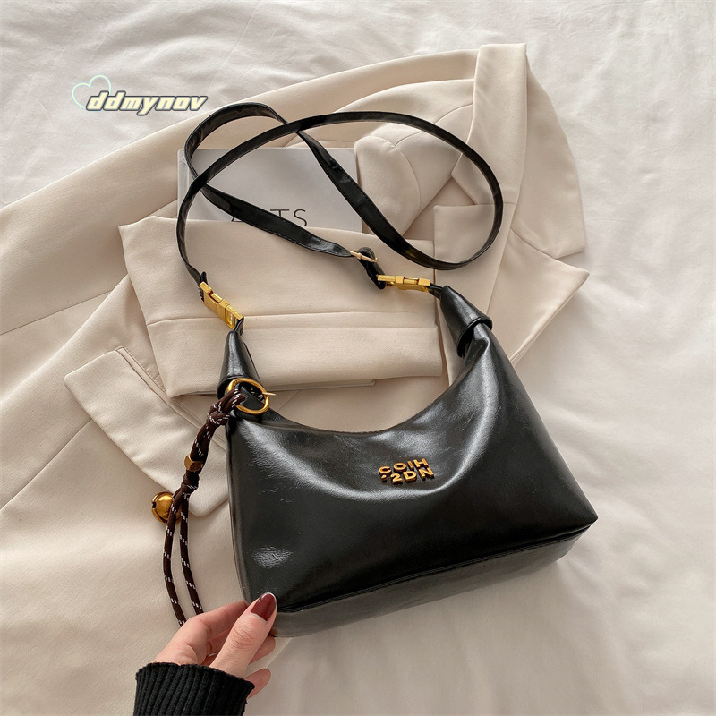 Minimalist Fashion Single Shoulder for Women 2025 Spring Summer New Korean Casual Crossbody Bag Unique Ins Style Handbag ddmynov ddmynov