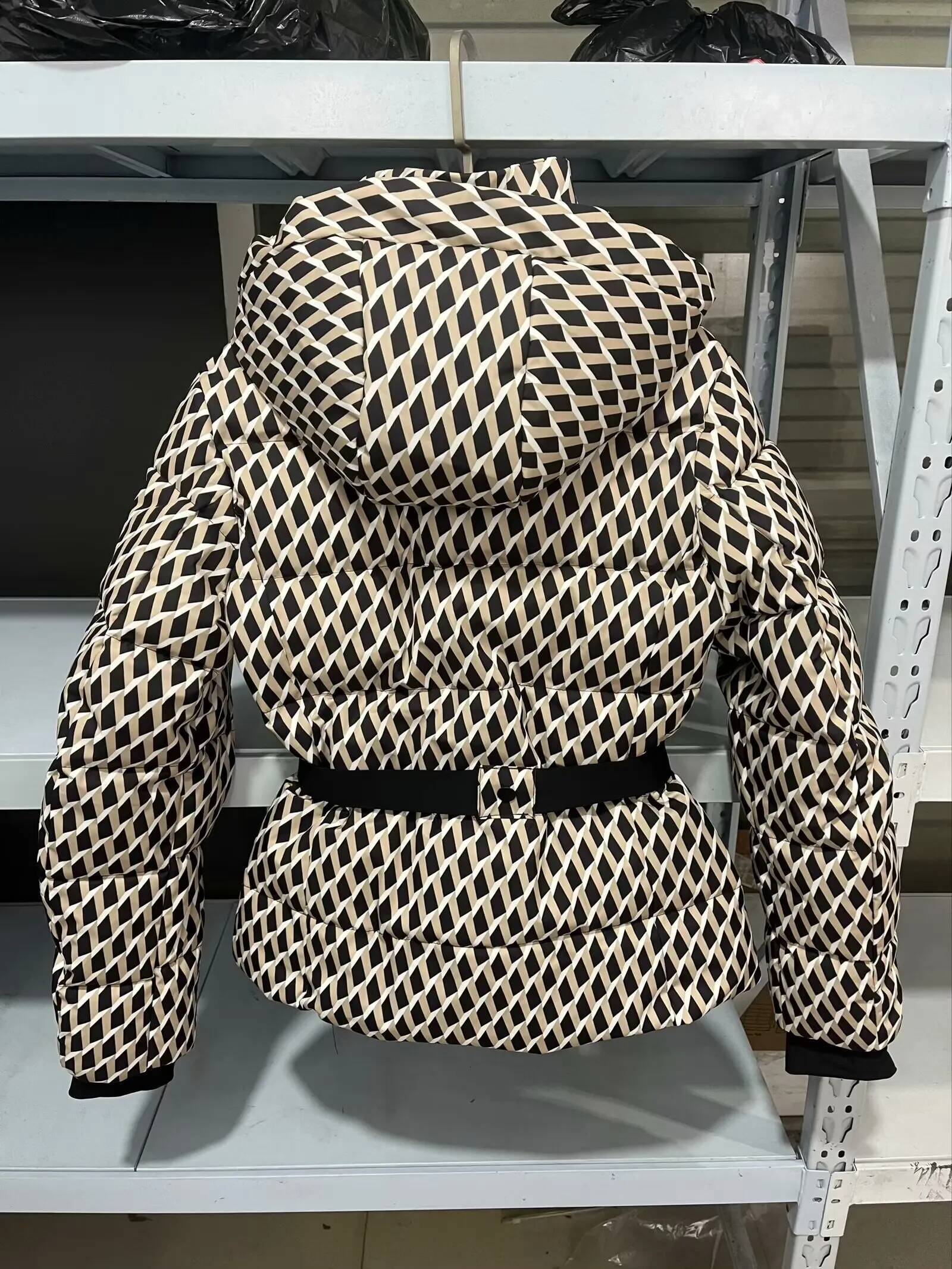 2025 RARA New Women's Fashion Waist With Belt Hooded Down Cotton Commuting Warm Windproof Jacket More Comfortable To Wear