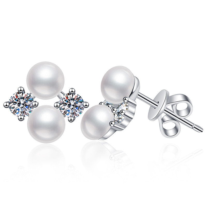 S925 Sterling Silver Stud Earrings, Freshwater Pearl Clover Leaf Moissanite Earrings, D-Color 80-Point Moissanite, Fashion Earrings for Women
